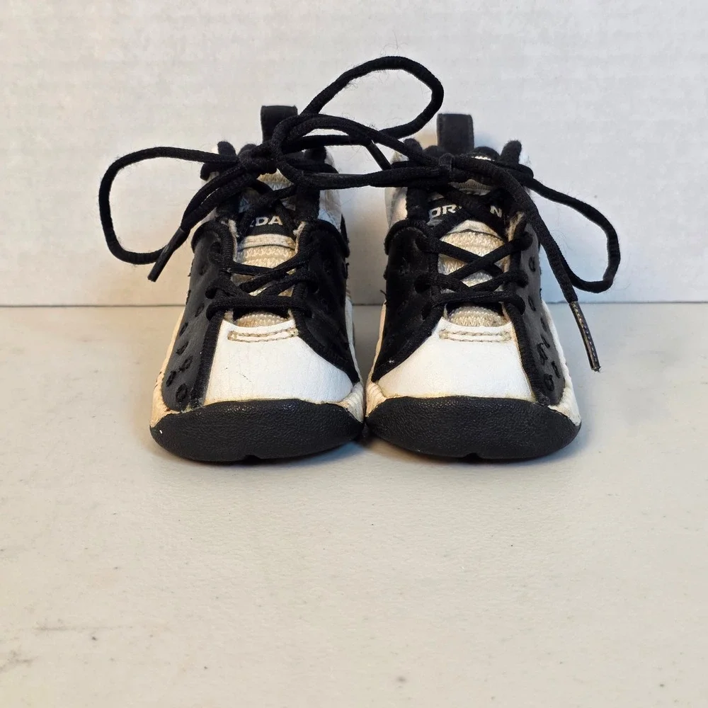 VTG 1998 Baby Jordan‎ Jumpman Team II Black White Red Infant Sneakers 2C 132520